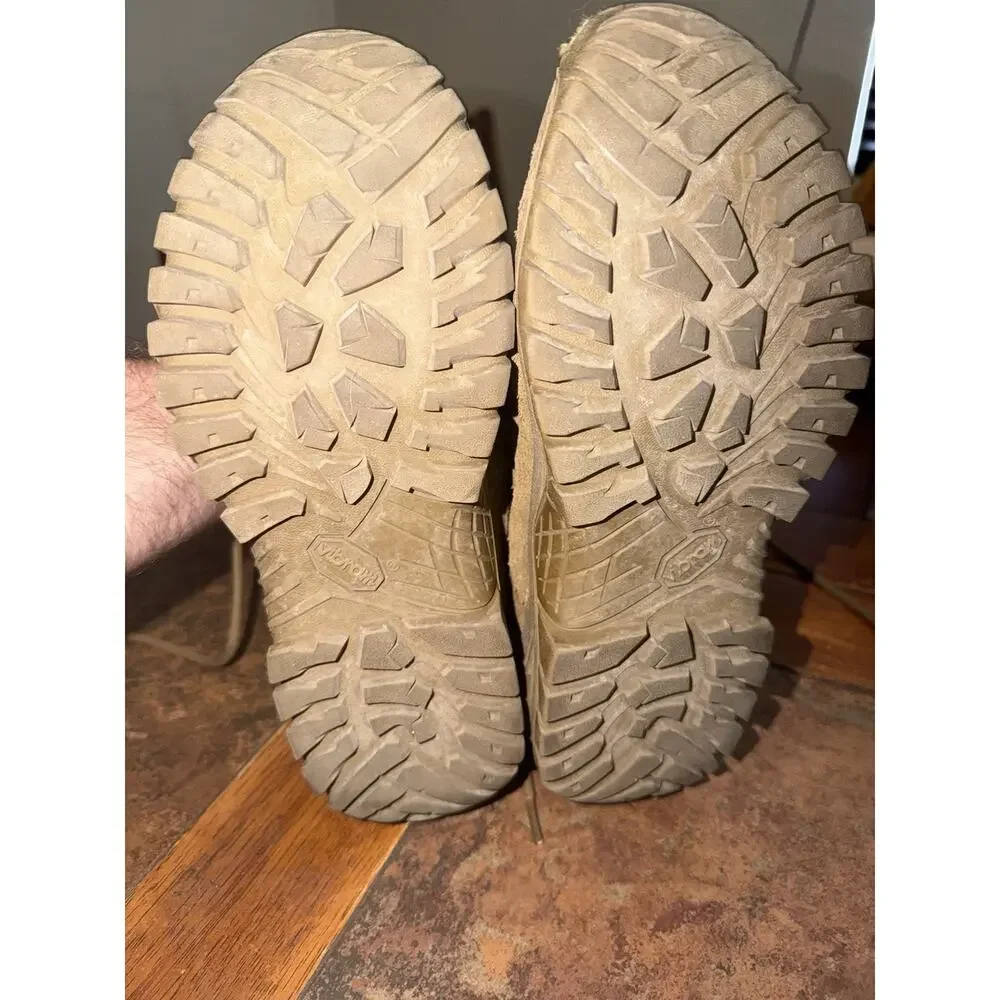 Belleville C320 Combat Tactical Boots Men Size 6.5 R Desert Tan Suede. USA